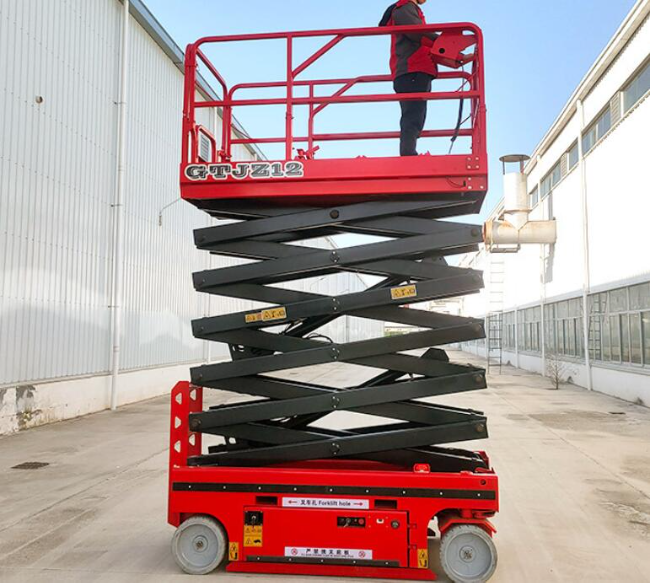 船营自行走移动式升降机